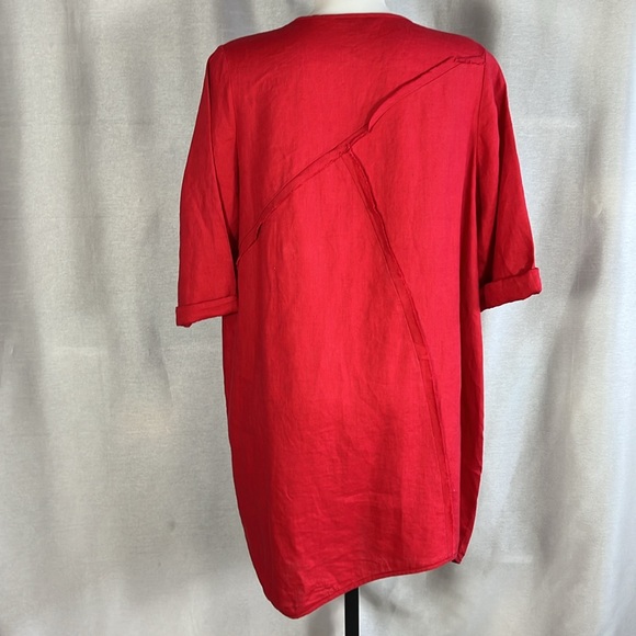 Peacock Ways linen art tunic - Picture 4 of 8